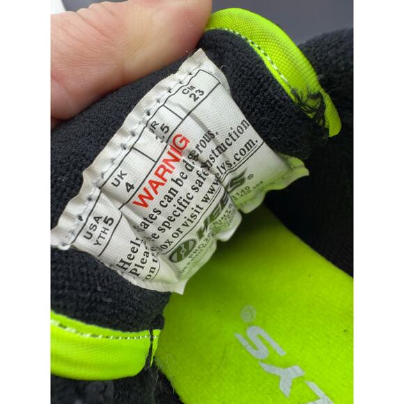 Heelys Pro 20 Prints Size 5 Youth Skate Shoes Black White Neon Green Turntable - Picture 10 of 12